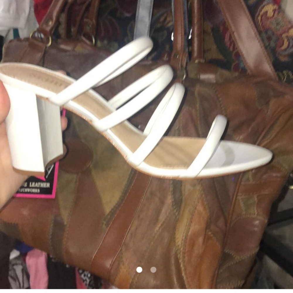 Schutz new in the box felisa white strapping heels 9.5 👠